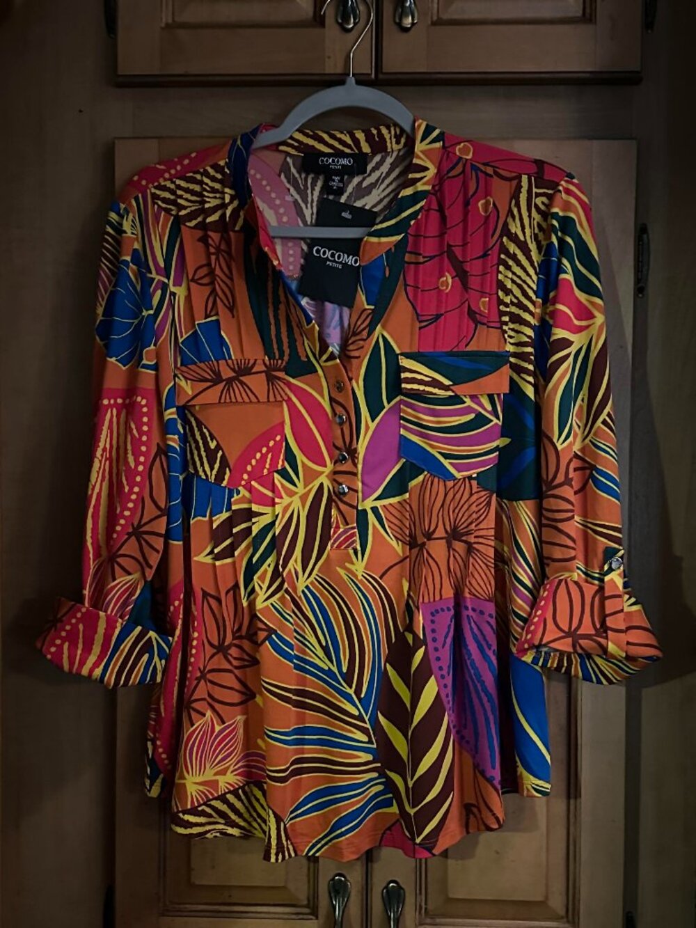 NWT Cocomo Colorful Abstract Top-PL